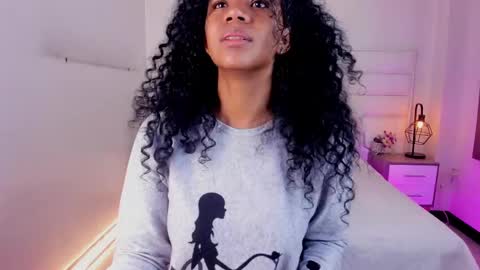  Ellie   online show from February 25, 12:05 pm