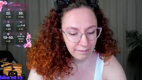 Ellie online show from October 24, 1:29 pm