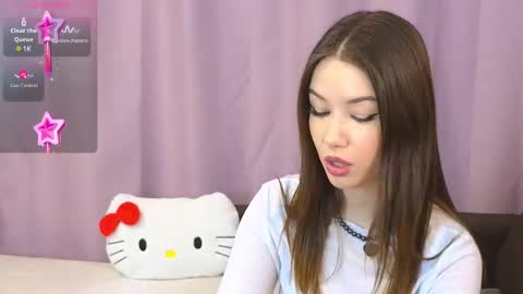 ellie online show from February 4, 9:29 pm