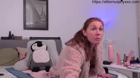 Ellie Murphy online show from November 29, 8:07 am