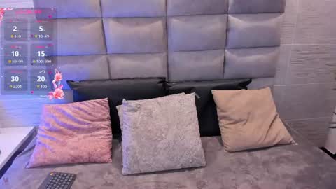 ellieadeline online show from July 23, 5:04 am