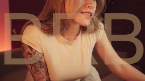 elliecutes online show from October 10, 8:30 am