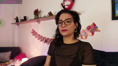 Snapshot of elliee1 chatting on September 15, 2:58 pm elliee1 online show from September 15, 2:58 pm