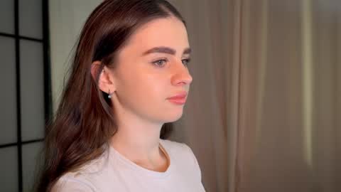 just Emily  online show from December 26, 12:59 pm