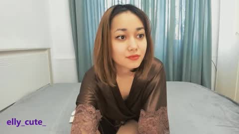 Elly Cute  online show from November 28, 3:20 am