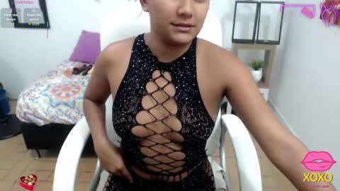 Snapshot of elly_willis chatting on October 8, 6:34 pm Elly online show from October 8, 6:34 pm