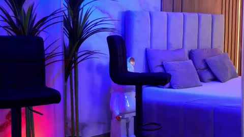 Elly online show from March 27, 7:58 pm