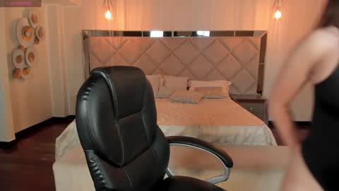 ELOISA OLIVERO online show from February 3, 11:20 am