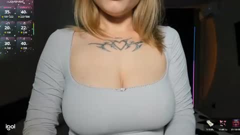 elsa_casta online show from July 24, 5:11 pm