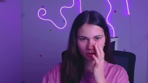 Elsa online show from March 10, 8:01 pm