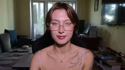 elsaangel online show from August 7, 5:58 am