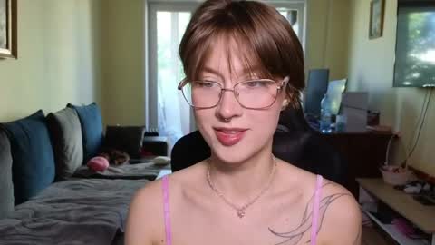 elsaangel online show from June 5, 5:11 am