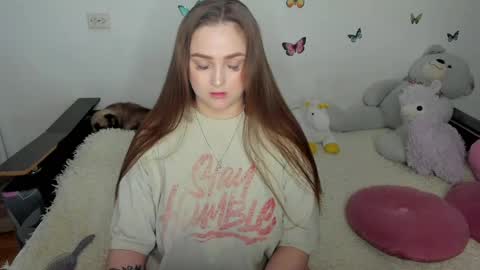 Elsa online show from April 20, 8:01 pm