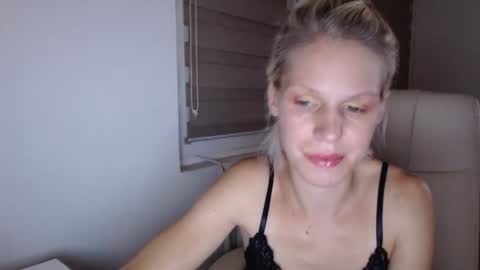 elssa_rush online show from September 19, 10:42 pm