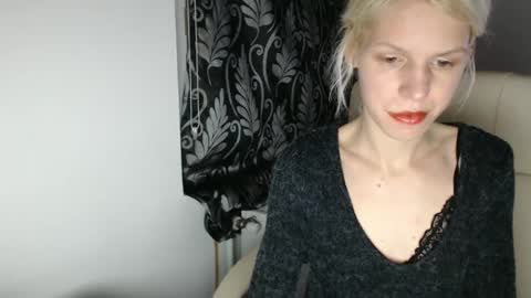 elssa_rush online show from March 1, 5:05 pm