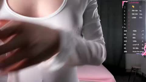 Elizabeth online show from November 27, 6:38 am