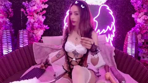 Snapshot of elysia_carter chatting on March 6, 2:08 pm Elysia online show from March 6, 2:08 pm