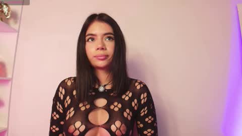 ema_parkerr online show from March 5, 8:37 pm