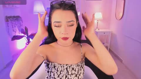 Snapshot of ema_soul chatting on October 9, 8:24 pm emma soul online show from October 9, 8:24 pm