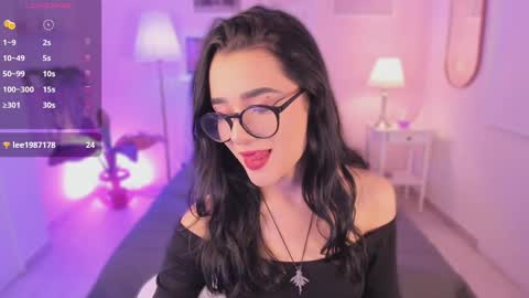 Snapshot of ema_soul chatting on October 1, 8:14 pm emma soul online show from October 1, 8:14 pm