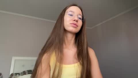 Alina online show from May 26, 1:10 pm