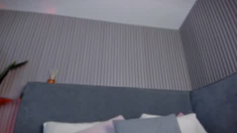 emelie_89 online show from July 18, 12:40 pm