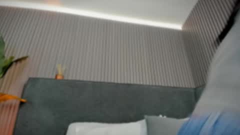 emelie_89 online show from March 25, 11:46 am