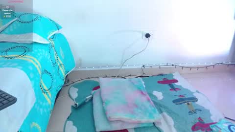 emely ross online show from July 2, 3:51 pm