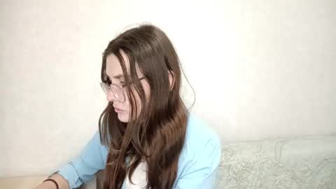 Snapshot of emelysimonson chatting on October 18, 3:37 pm Stacy online show from October 18, 3:37 pm