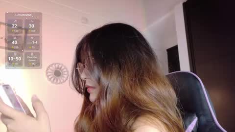     online show from April 14, 2:22 am