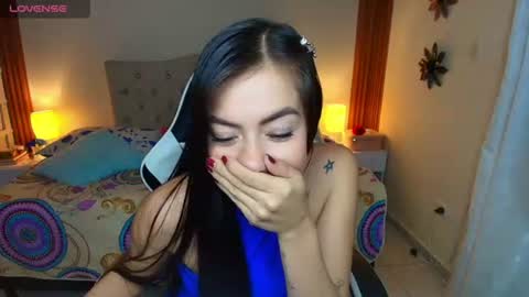 emiily_skinny online show from July 24, 2:09 am