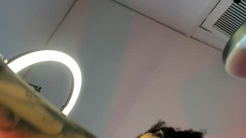   online show from January 8, 8:50 pm