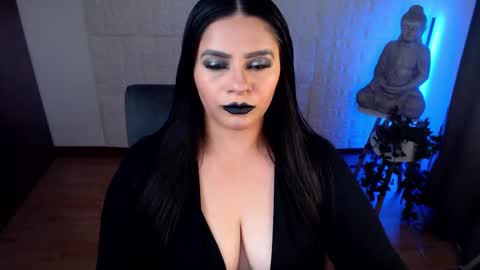 Snapshot of emili_evans_ chatting on January 23, 11:37 pm POWERFULL GODDESS EMILI online show from January 23, 11:37 pm