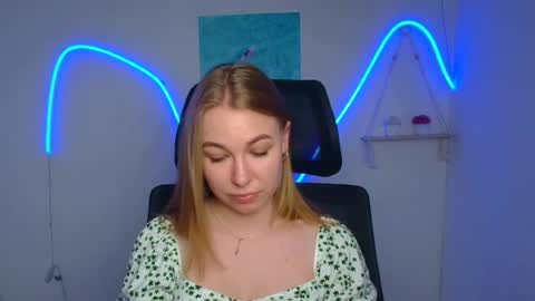 Emilia online show from June 25, 6:51 am