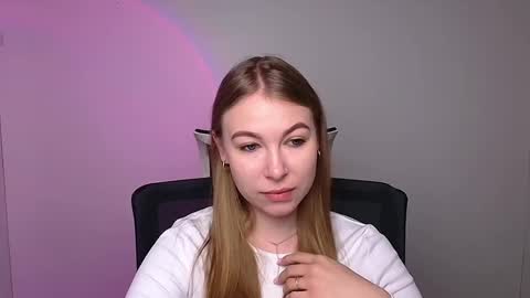 Emilia online show from February 4, 6:14 am