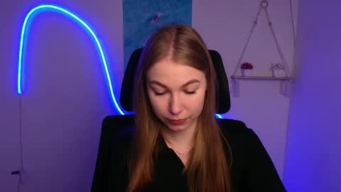 Emilia online show from October 23, 5:35 am