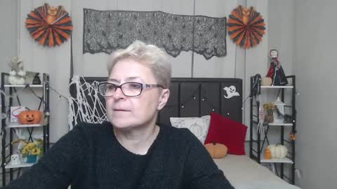 EmiliaGree online show from October 25, 6:21 am