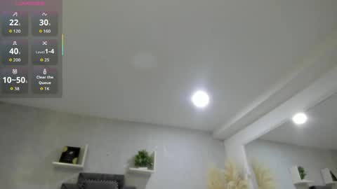 EmiliaRose online show from April 13, 8:53 pm