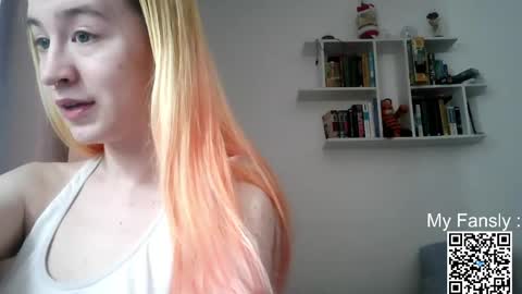 Emily online show from May 18, 4:07 am