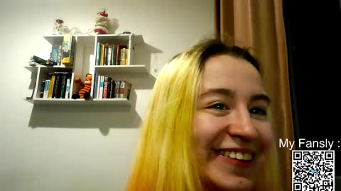 Emily online show from May 13, 9:09 pm