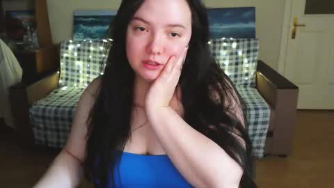 Emily online show from November 23, 8:10 pm