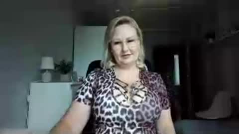 EmillyLove online show from July 6, 8:08 am