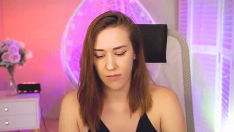 emillylopez online show from July 28, 2:57 pm
