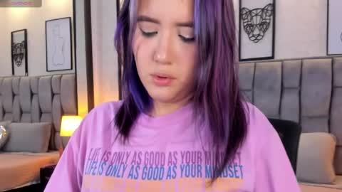 Emily online show from March 7, 3:19 am