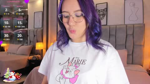 Emily online show from January 5, 3:43 am