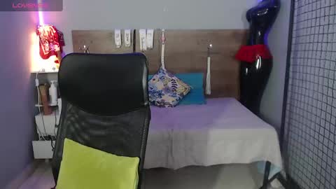              online show from December 21, 9:04 pm