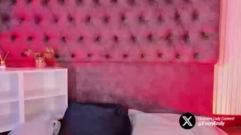 Emily online show from March 21, 6:02 pm