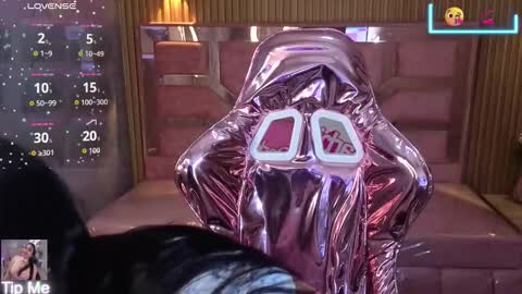 emily_mills_s online show from October 13, 8:22 pm