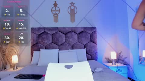 emily_nova_ online show from June 2, 12:28 pm