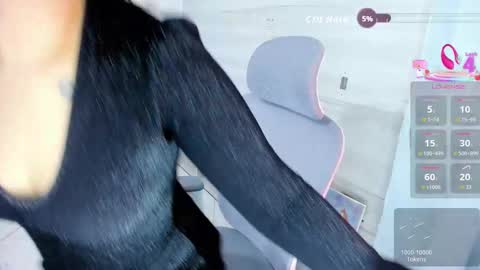 emili online show from September 18, 4:05 pm